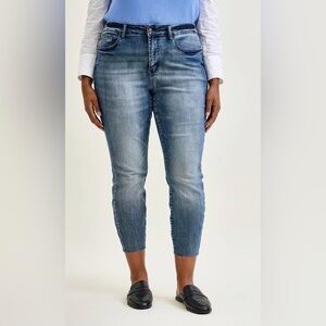 Judy Blue Chase Hi Rise Distressed Jeans